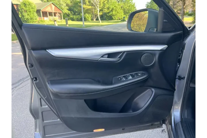 $23995 : 2021 QX50 Luxe image 8