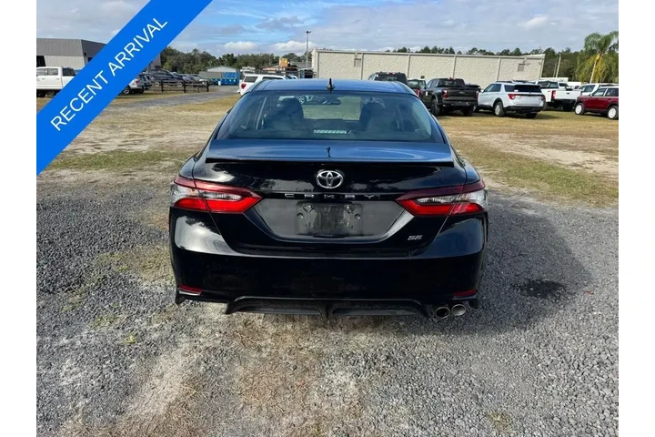 $22798 : Toyota Camry 2023 SE 4dr Sed image 4
