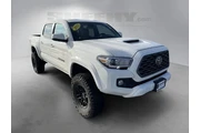 $37000 : Toyota Tacoma 2023 4x4 TRD S thumbnail