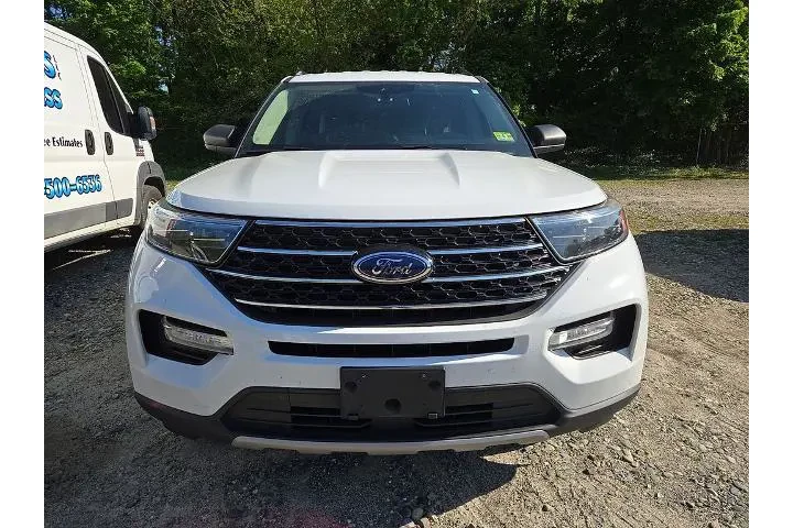 $24053 : Ford Explorer 2021 AWD XLT 4 image 2