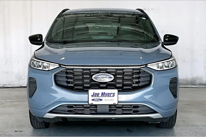 $21591 : Ford Escape 2024 ST-Line 4dr image 3