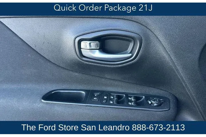 $10950 : Jeep Renegade 2016 4x4 Justi image 8