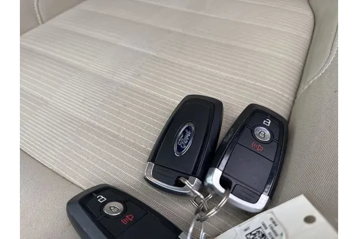 $12700 : Ford Edge 2017 SEL 4dr Cross image 5