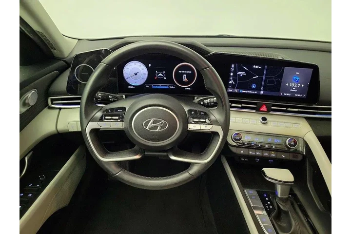 $22998 : Hyundai ELANTRA 2023 Limited image 10