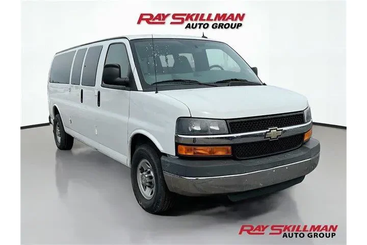 $22975 : Chevrolet Express 2015 LT 35 image 1