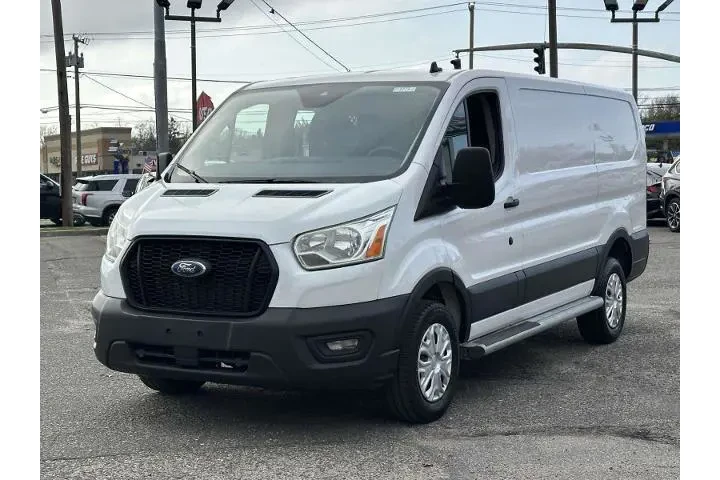 $32500 : Ford Transit 2022 250 3dr SW image 1