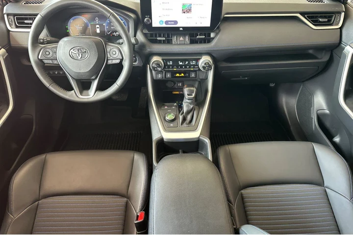 $39900 : Toyota RAV4 Hybrid 2024 AWD image 6