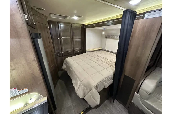 $77777 : 2019 Mercedes-Benz Sprinter image 7