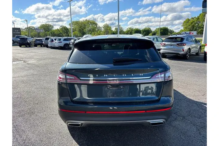 $33985 : Lincoln Nautilus 2022 AWD Re image 6