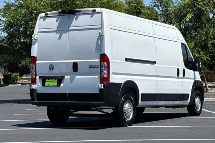 $39998 : Ram ProMaster 2026 Tradesman image 8