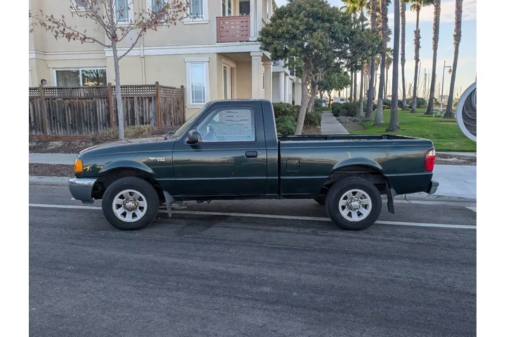 $8988 : 2002 Ranger XL image 1