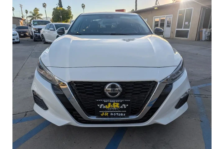 $12995 : 2020 Altima 2.5 SR image 10