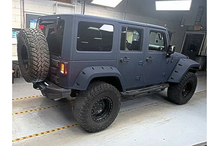 $26998 : Jeep Wrangler Unlimited 2017 image 2