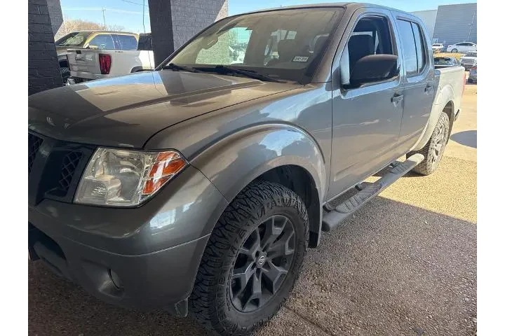 $22400 : Nissan Frontier 2019 4x4 SV image 1
