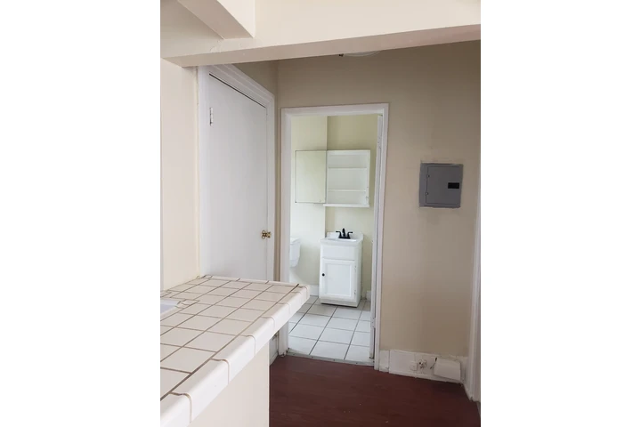 $1495 : 1 bedroom unit, 1 floor, image 6