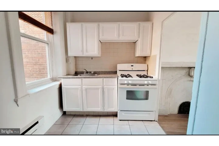 $1200 : Peaceful home image 8
