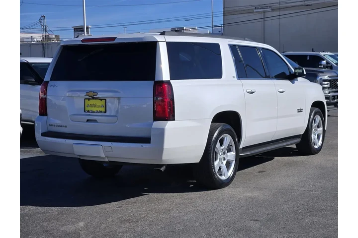 $12991 : Chevrolet Suburban 2016 4x2 image 5