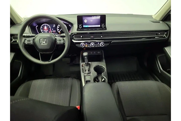 $24998 : Honda Civic 2026 LX 4dr Seda image 9