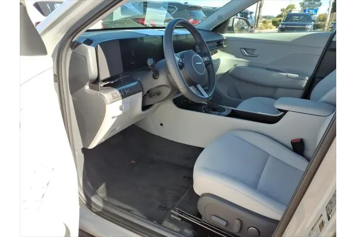 $24990 : Hyundai KONA 2025 SEL 4dr Cr image 5