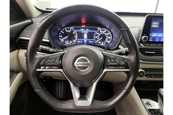 $15998 : Nissan Altima 2019 2.5 SV 4d image 10