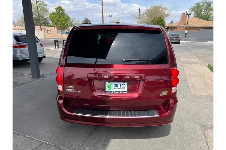 2019 Grand Caravan SXT image 6
