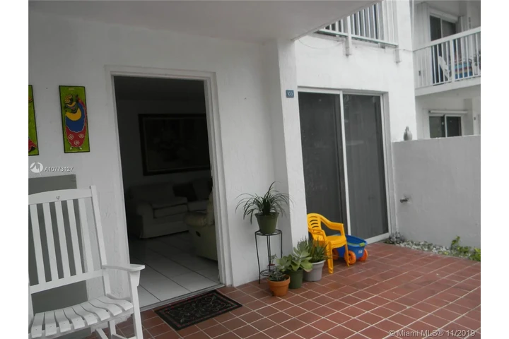 $2150 : kendall for Rent image 1