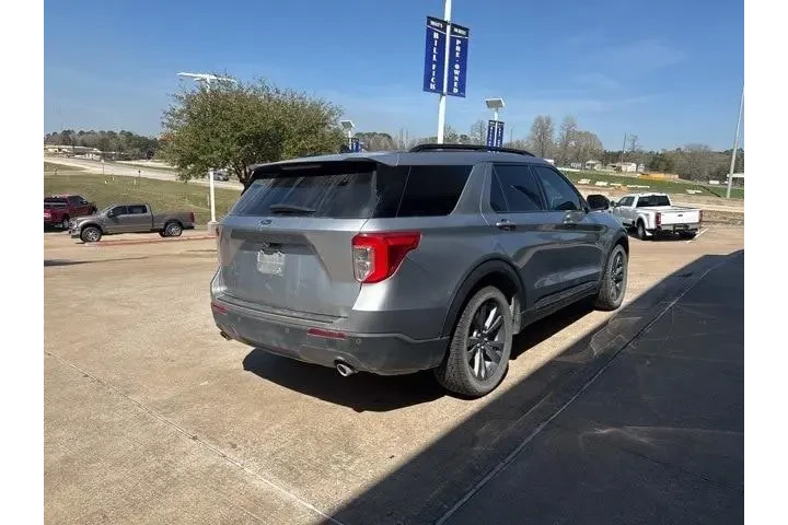 $24988 : Ford Explorer 2022 XLT 4dr S image 9