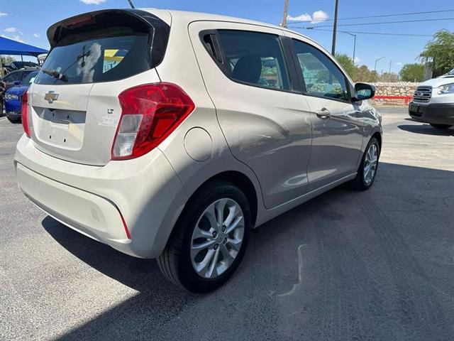 $17800 : Pre-Owned 2020 Spark 1LT Hatc image 6