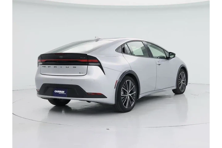 $29998 : Toyota Prius 2023 LE 4dr Hat image 8