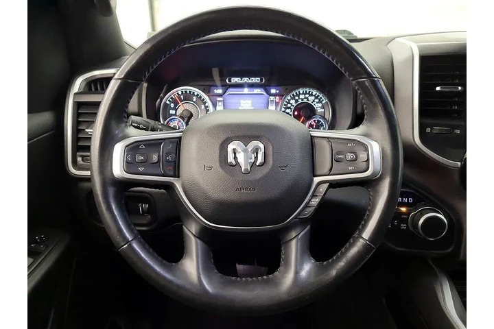 $36998 : Ram 1500 2021 4x4 Big Horn 4 image 10