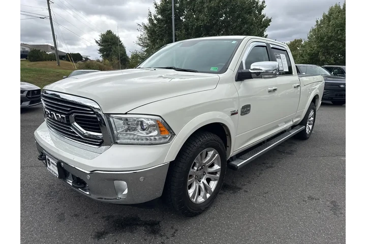 $27995 : Ram 1500 2018 4x4 Laramie Li image 6