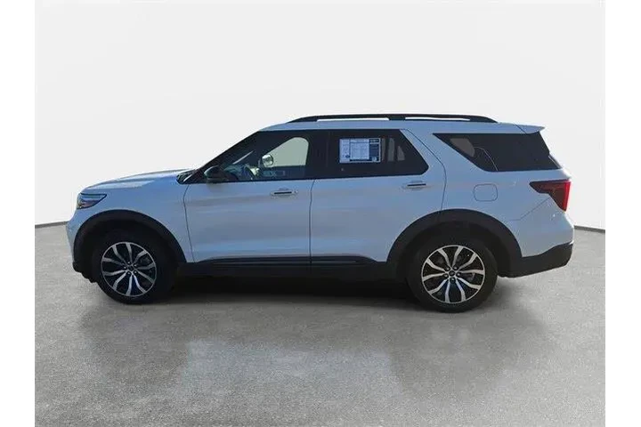 $27794 : Ford Explorer 2020 AWD ST 4d image 8