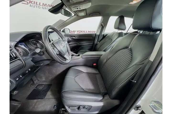 $26975 : Toyota Camry 2024 SE 4dr Sed image 9