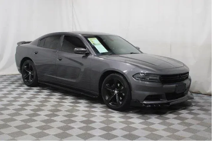 $17941 : Dodge Charger 2019 SXT 4dr S image 1