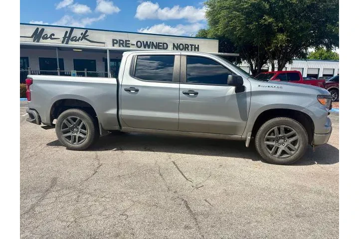 $30773 : Chevrolet Silverado 1500 202 image 2