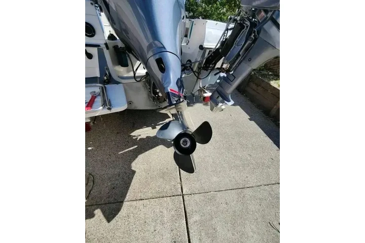 $3500 : Yamaha outboard engine image 2
