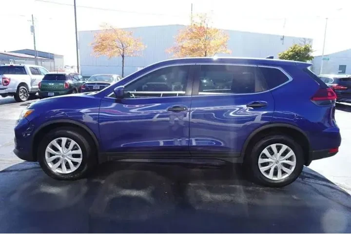 $13599 : 2018 ROGUE image 8