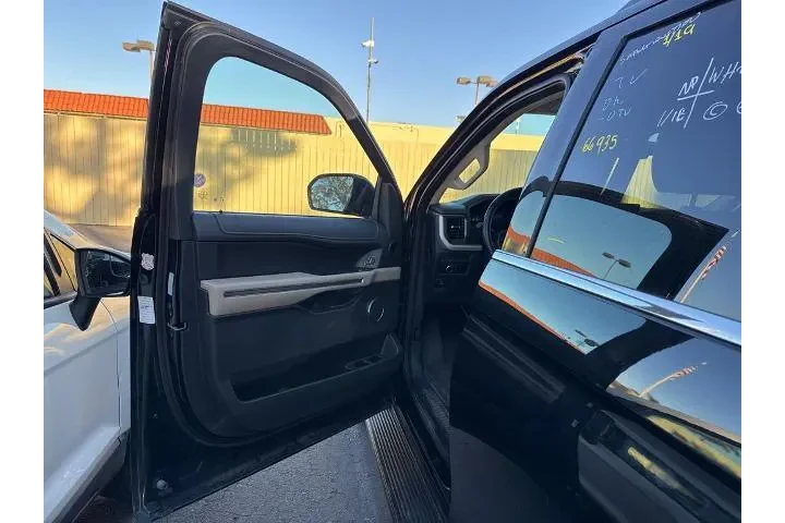 $38449 : Ford Expedition MAX 2024 4x4 image 7