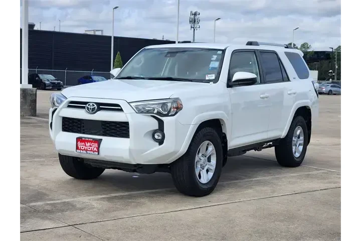 $29134 : Toyota 4Runner 2022 4x2 SR5 image 3