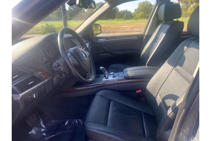 $11750 : 2009 BMW X5 xDrive30i image 8