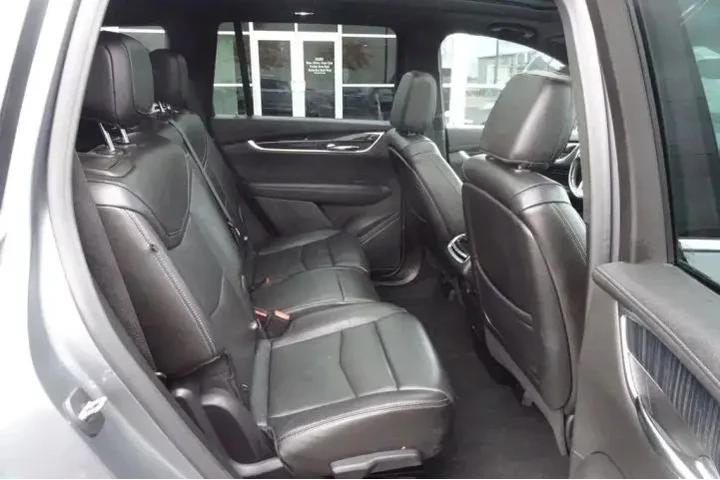 $21995 : 2020 XT6 image 9