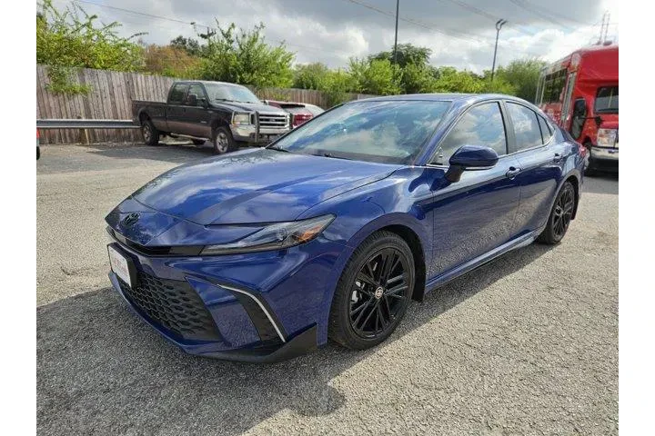 $27500 : Toyota Camry 2025 SE 4dr Sed image 7