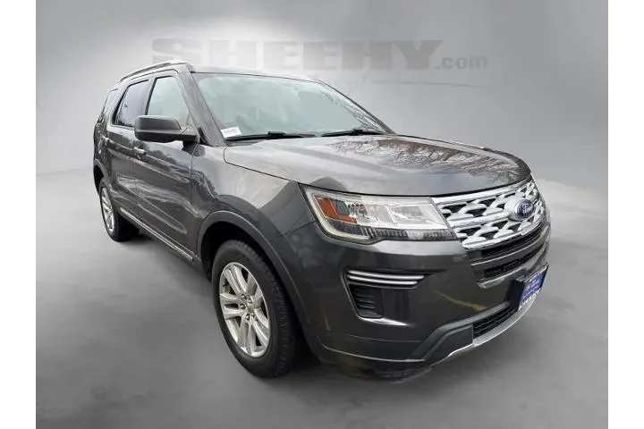 $20795 : Ford Explorer 2019 AWD XLT 4 image 2