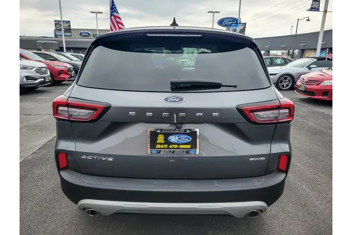 $23922 : Ford Escape 2023 AWD Active image 6