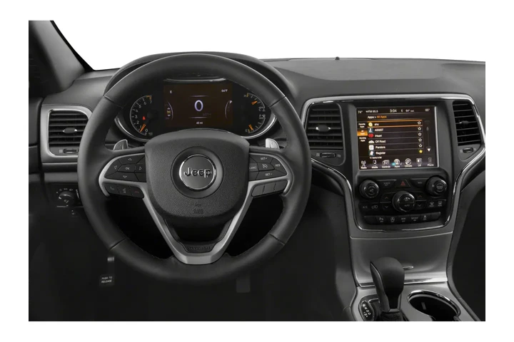 2021 Grand Cherokee Laredo X image 4