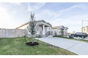 $1250 : HOUSE RENT AVAILABLE LAREDO TX thumbnail