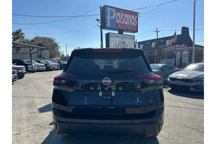 2024 Rogue S AWD image 5