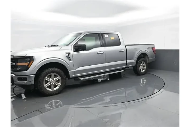 $38843 : Ford F-150 2024 4x4 XLT 4dr image 1