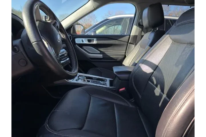 $33995 : Ford Explorer 2023 AWD Limit image 7
