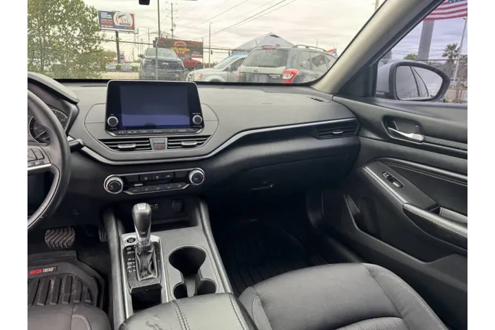 $11997 : 2019 Altima 2.5 S image 4